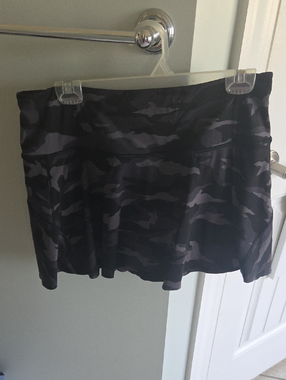 Athleta 13.5 Inch Camo ACE Tennis Skort